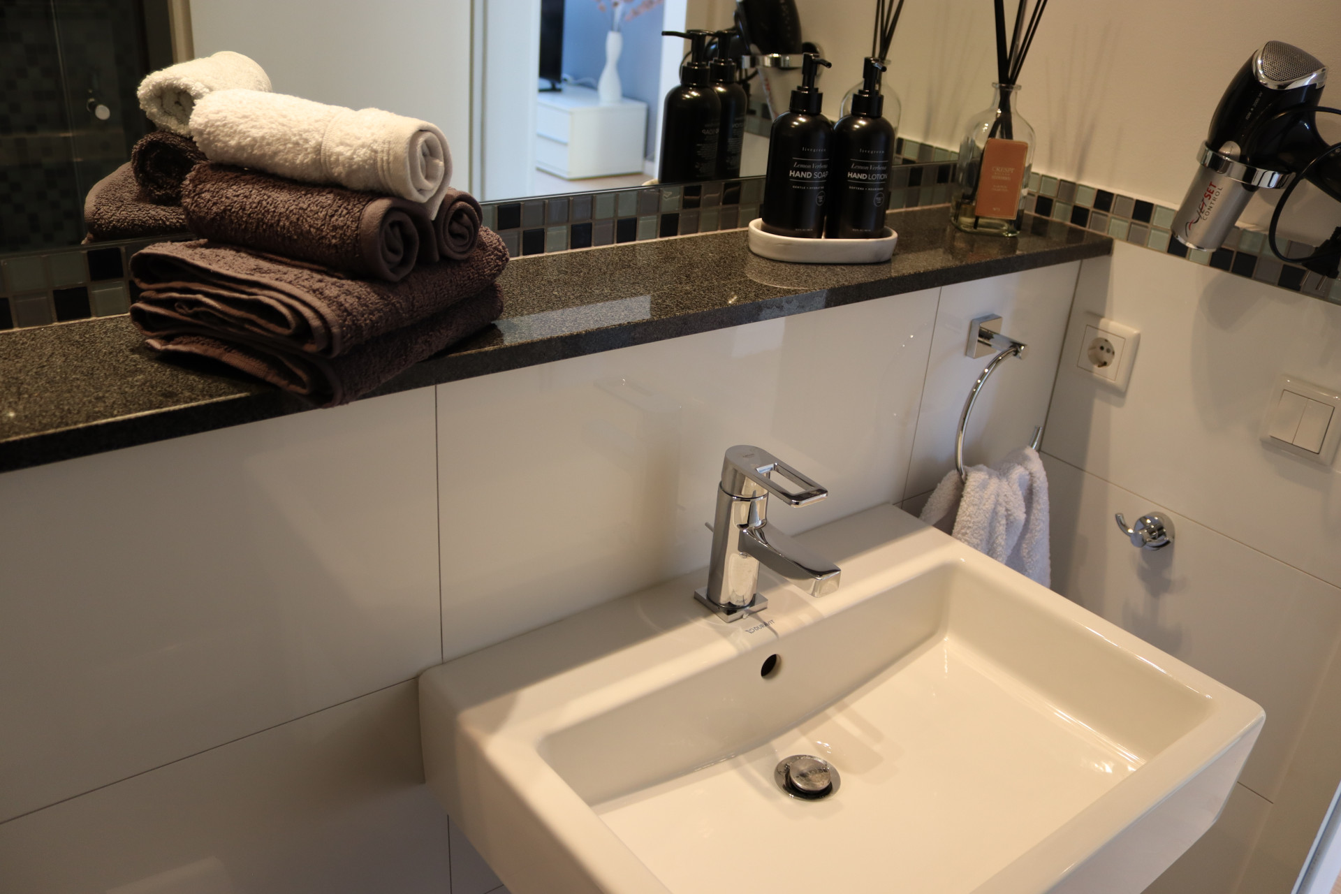 Möblierte Wohnung Zeitwohnen Düsseldorf